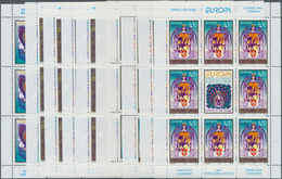 Bosnien Und Herzegowina - Serbische Republik: 1997, Europa, Both Issues In 5 Little Sheets Of 8 Stam - Bosnien-Herzegowina