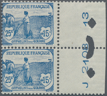 Frankreich: 1917, War Orphans 25 C. In Vertical Pair From Sheet Margin With Printing Order Number, V - Lettres & Documents