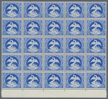 Frankreich: 1940 (ca.), ESSAY In Ultramarine Showing A Bird (probably A Kagu Of New Caledonia?) With - Lettres & Documents