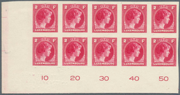 Luxemburg: 1944: Granduchess Charlotte, 2 F Carmine, Imperforated Proof On Carton, Block Of Ten From - Autres & Non Classés