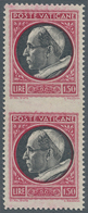 Vatikan: 1945, 1,50 L Carmine/black, Vertical Pair, Horizontally Imperforated Center, VF Mint Never - Ongebruikt