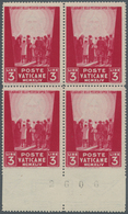 Vatikan: 1945, 3 L Carmine "war Victims Relief", Block Of 4 From Bottom Margin, Lower Pair Imperfora - Neufs