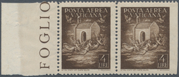 Vatikan: 1947, 4 L Brown Airmail Stamp, Horizontal Pair From Left Margin, Right Stamp Imperforated A - Ungebraucht