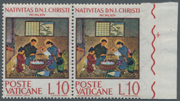 Vatikan: 1964, 10 L "Christmas", Horizontal Pair, Right Stamp With Imperforated Margin At Right. VF - Ungebraucht