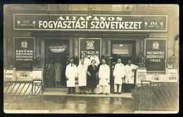 BUDAPEST 1935. VIII Rákóczi út 42. Általános Fogyasztási Szövetkezet, Fotós Képeslap   /  1935 Rákóczi Rd. 42. General S - Hongarije