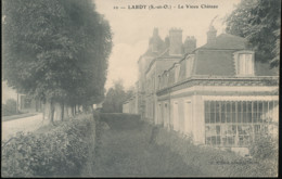 91 --  Lardy --  Le Vieux Chateau - Lardy