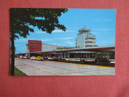 Air  Terminal   Wisconsin > Milwaukee    -ref 3148 - Milwaukee