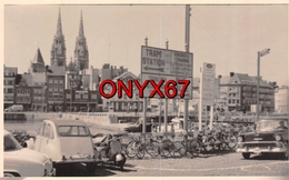 Carte Photo OSTENDE-OOSTENDE-Belgique-Flandre Occidentale-Flandern-Automobile-Voiture-AUTO 2 CV Citroën-Vespa-Photo Agfa - Oostende