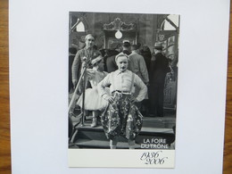 CPM Paris LA FOIRE DU TRÔNE 1936 /2006 - La Parade Du Cirque Fanni En 1936 Clown Photo Macel Bouvet - Kermissen