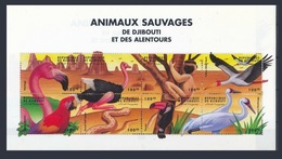 DJIBOUTI 2000 SHEET WILD ANIMALS ANIMAUX SAUVAGES APES MONKEYS BIRDS PARROTS PERROQUETS SNAKES REPTILES AUTRUCHE MNH - Autruches