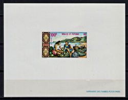 H0014 WALLIS & FUTUNA 1969, SG 204 100f Marketing Fruit, De Luxe Printing, MNH - Nuevos