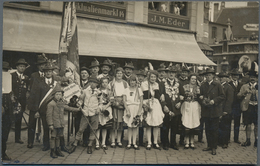 Ansichtskarten: Bayern: MÜNCHEN ALTSTADT, Viktualienmarkt, Schachtel Mit Gut 100 Historischen Ansich - Autres & Non Classés