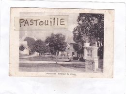 CPA. 14 X 9  -  Peillonnex. -  Intérieur Du Village - Peillonnex