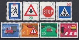 Germania 1971 Sc. 1055/1062 Segnaletica Stradale - 2 Full Set MNH - Traffic Signs - Alla Rinfusa (max 999 Francobolli)