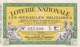 ¤¤   -   1/10 D'un Billet De La LOTERIE NATIONALE De 1941   -   Les Médaillés Militaires    -  ¤¤ - Billetes De Lotería