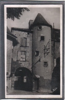 Carte Postale 46. Lacapelle Marival  Ancienne Porte Fortifiée  Très Beau Plan - Lacapelle Marival