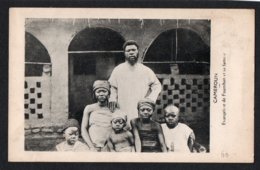 CAMEROUN - Evangéliste De Foumban Et Sa Famille - Cameroun