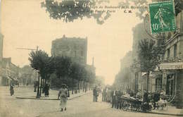 SEINE SAINT DENIS  LES LILAS  Angle Du Boulevard De La République - Les Lilas