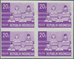 Indonesien: 1960s/1970s, U/m Assortment Of Apprx. 460 BLOCKS OF FOUR Showing Varieties Like Misperfo - Indonesië