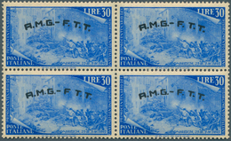 Triest - Zone A: 1948, 30 L. Freimarken 1948 Blau (Mi. Nr. 43), 400 Postfrische 4er-Blocks, Linke Un - Afgestempeld