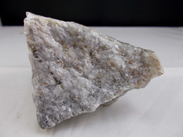 CIPOLIN A FORSTERITE ET HUMITES 6,5 X 5 CM Secteur De Paulhaguet - Minéraux