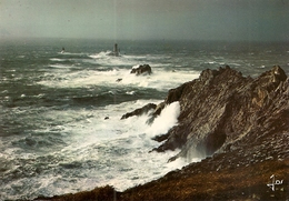 29. CPM. Finistère. Plogoff. Tempête Sur La Pointe Du Raz - Plogoff