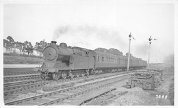 ¤¤ -  ANGLETERRE   -  Carte-Photo D'un Dépot De Train  -  Gare  - Chemin De Fer - - Bahnhöfe Mit Zügen