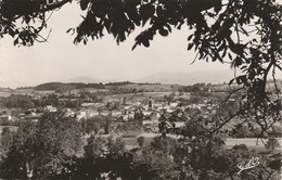 63 - CUNLHAT - Vue Générale Sud Ouest  A L' Horizon, Chaîne Des Monts Du Forez - Cunlhat