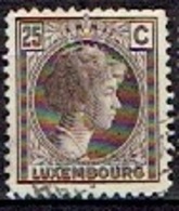 LUXEMBOURG  #   FROM 1927 STAMPWORLD  188 - 1926-39 Charlotte De Profil à Droite