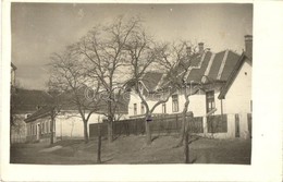 T2 1928 Budajenő, Körorvosi Lak (a Kereszttel Bejelölt Ház), Utcakép, Photo - Ohne Zuordnung