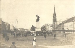 * T2 Arad, Kossuth Szobor, Templom, Emeletes Autóbusz, Piac. Ruhm Ödön Fényképezte / Statue Of Kossuth, Double Decker Au - Unclassified