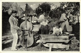 ** T2 Kárpátaljai Cigány Zenekar, Cigány Muzsikusok, Cimbalmon Játszó Cigány Gyerek / Podkarpatská Rus. Cikánská Hudba / - Non Classés