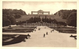 ** T1/T2 Vienna, Wien; Schönbrunn, Blumenparterre, Neptungrotte Und Gloriette / Castle Park - Zonder Classificatie