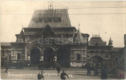 ** T2/T3 Vladivostok, Bahnhof / Railway Station, Automobiles. Photo (EK) - Non Classificati