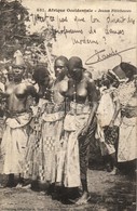 * T2 Afrique Occidentale, Jeunes Félicheuses / African Folklore, Nude Woman - Unclassified