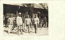 ** T2 1914 Pap Zoltán Ezredes Katonákkal / WWI K.u.K. Military, Colonel With Soldiers. Photo - Non Classificati