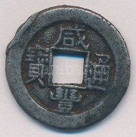 Kínai Császárság ~1851-1861. 1c öntött Fe 'Hszien-feng' T:2-
Chinese Empire ~1851-1861. 10 Cash Cast Fe 'Hsien-feng' C:V - Non Classificati