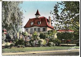 LES CLAYES Sous BOIS La Mairie Et Ses Jardins Estel 21966 - Les Clayes Sous Bois