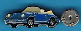 PIN'S //  ** PORSCHE 911 / CARRERA / CABRIOLET BLEU ** . (© Qualité Collections Série Limitée Paris) - Porsche