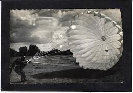 CPSM Parachute Parachutisme écrite - Fallschirmspringen