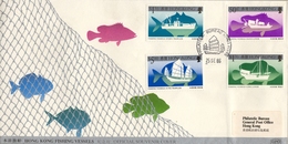 1986 , HONG KONG , FISHING VESSELS SEEN IN THE WATER AROUND HONG KONG , BARCOS , PRIMER DIA - Cartas & Documentos