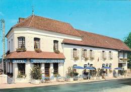 Montmort L'hotel Du Cheval Blanc  CPM Ou CPSM - Montmort Lucy