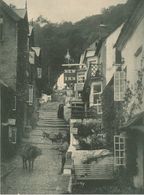 001 - ROYAUME-UNI - CLOVELLY - Higt Street New Inn Hotel Board - Devon - Clovelly