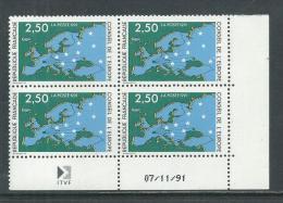 France Service N° 106 XX Conseil Europe  2 F. 50 , En Bloc De 4 Coin Daté Du 07 .11. 91 , Sans Trait, Ss Charnière, TB - Dienstzegels