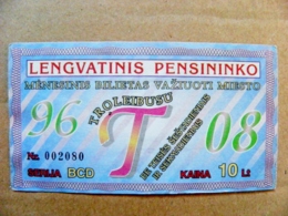 Old Transport Ticket From Lithuania Bus Monthly Ticket Kaunas City 1996 August Trolley - Europa