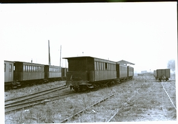 PHOTO ORIGINALE      DE BAZIN            JLM - Gares - Avec Trains