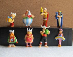 Kinder 2010 : Série Complète : Astérix à 50ans (8 Figurines Avec 3 BPZ) - Asterix & Obelix