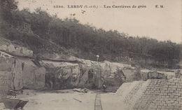 Lardy : Les Carrières De Grès - Lardy