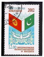 Kyrgyzstan.2002 Kyrgyzstan-Pakistan (Flags). 1v: 12.00 Michel # 268  (oo) - Kirghizistan