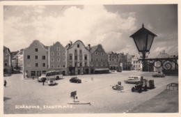 AK - OÖ - SCHÄRDING - Stadtplatz Mit Altem Postautobus Und Anderen Automobilen 1963 - Schärding